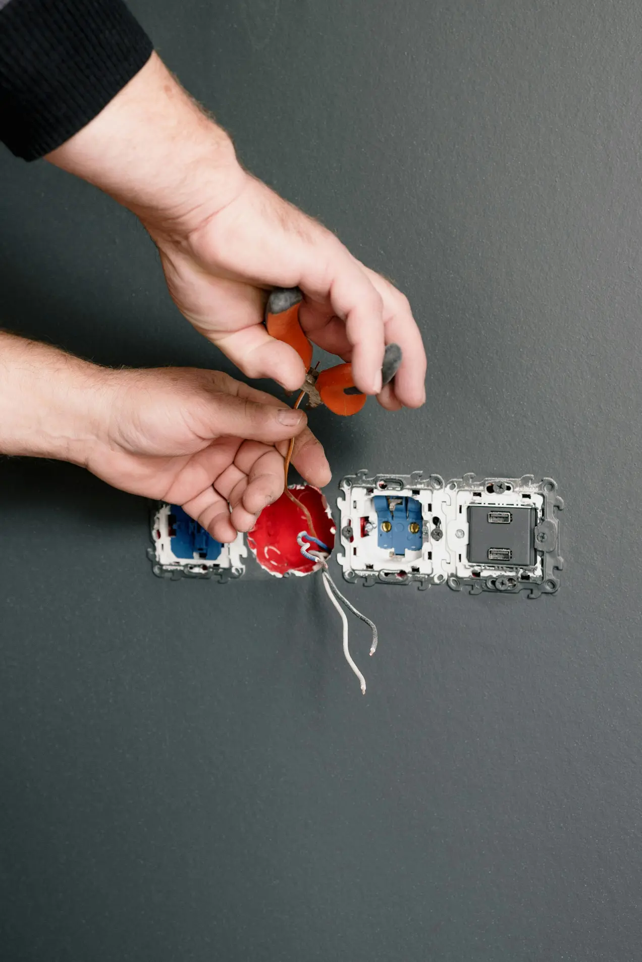 renovation-electrique-stanislas-fonteneau-electricien-maillezais-vendee-niort